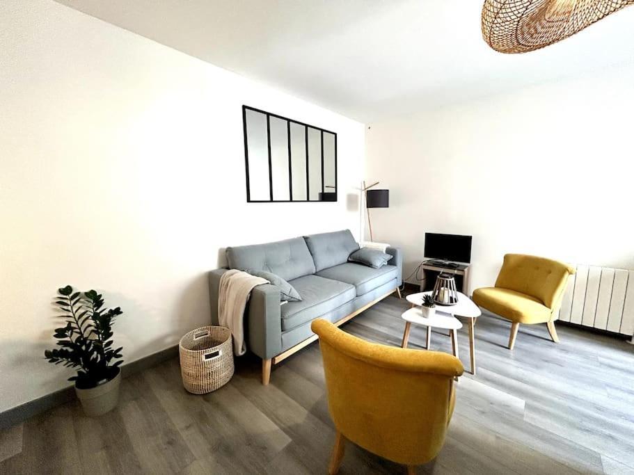 רושפור Cote Cour - Appartement En Plein Centre-Ville & Proche Des Thermes מראה חיצוני תמונה