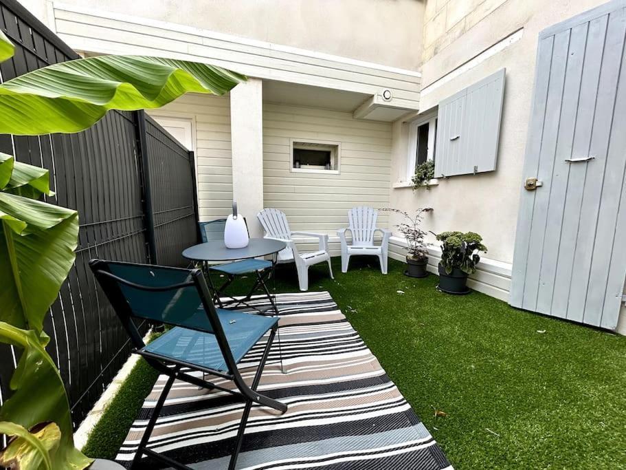 רושפור Cote Cour - Appartement En Plein Centre-Ville & Proche Des Thermes מראה חיצוני תמונה